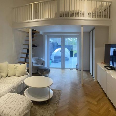Nyrenoverad Lagenhet Ahus Bagian luar foto